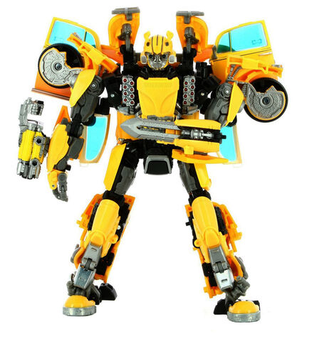 Figurine - Transformers - Mv6 Masterpiece Stryker 1